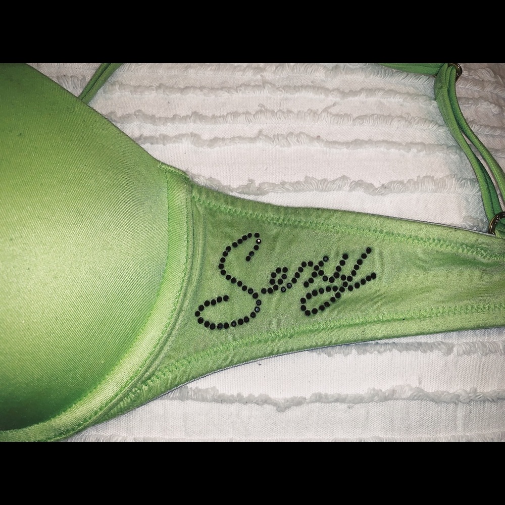 PINK Victoria’s Secret 34B Push-Up Bra